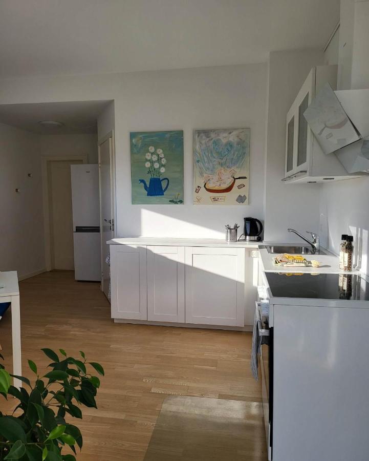 Straight-up Fantastic Bright Apartment! Lägenhet *