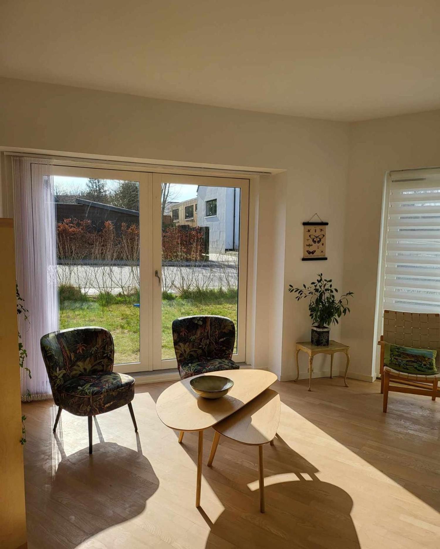 Lägenhet Straight-up Fantastic Bright Apartment!